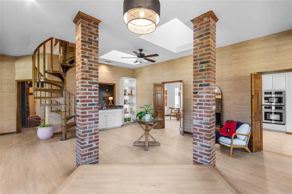 The Oaks - Residential