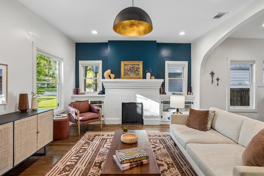 Winnetka Heights - Residential