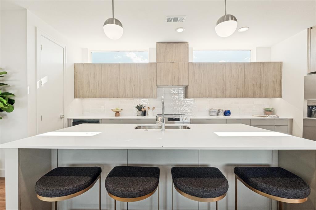 GREENVILLE TERRACE - Residential
