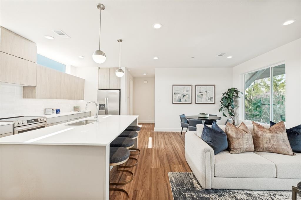 GREENVILLE TERRACE - Residential