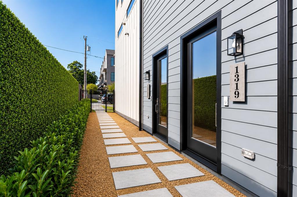 GREENVILLE TERRACE - Residential