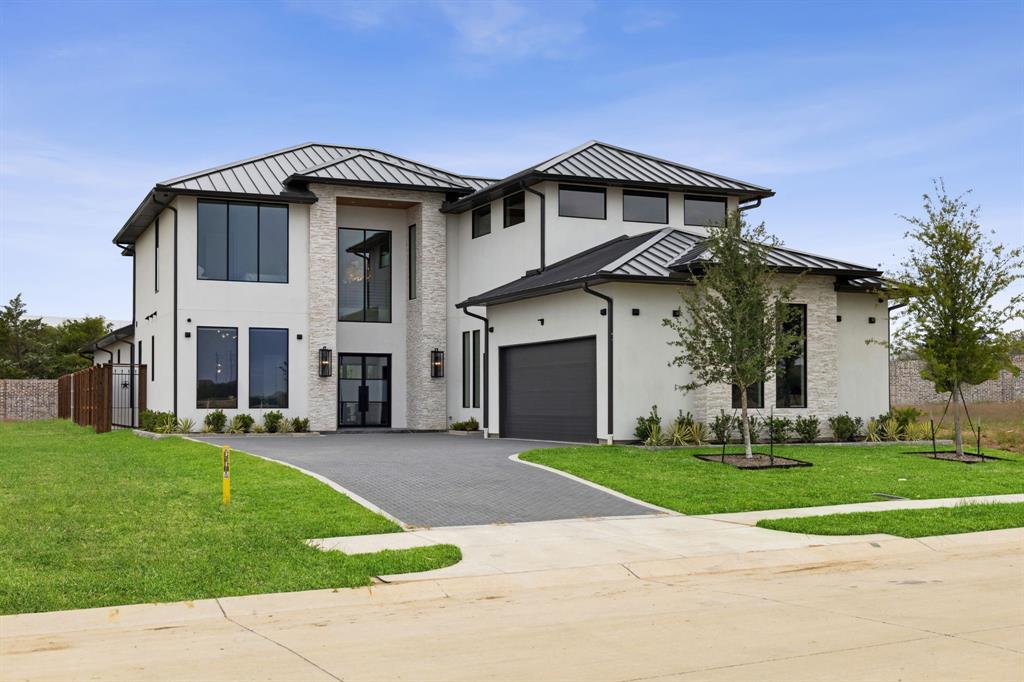Avadene at Las Colinas - Residential