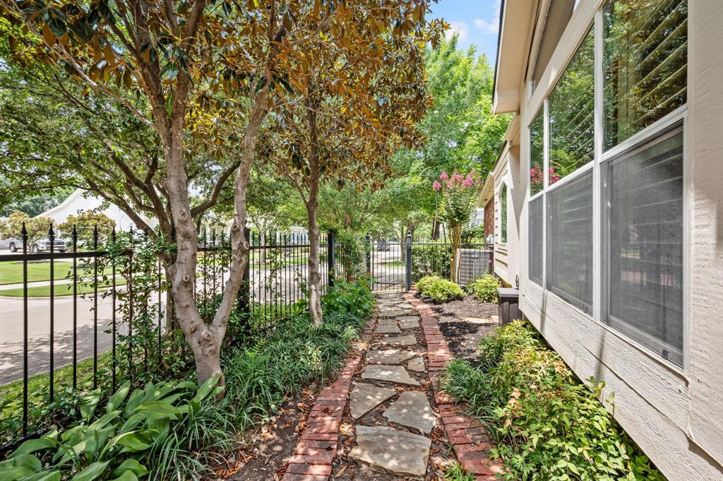 Home Town Nrh West - Residential