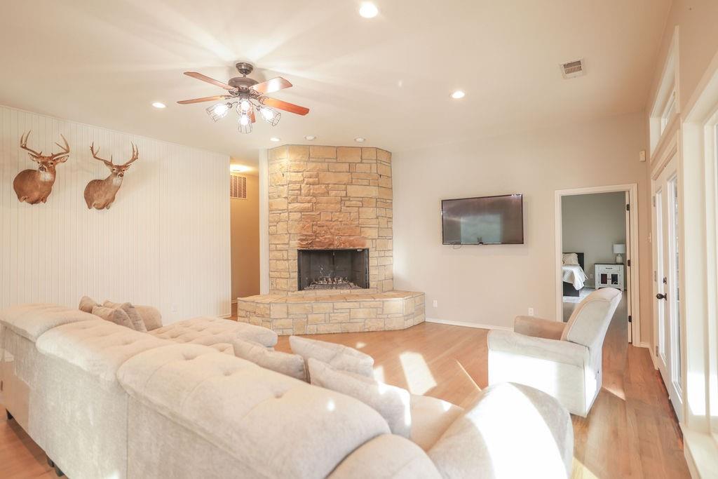 THOMAS ADDITION - Residential