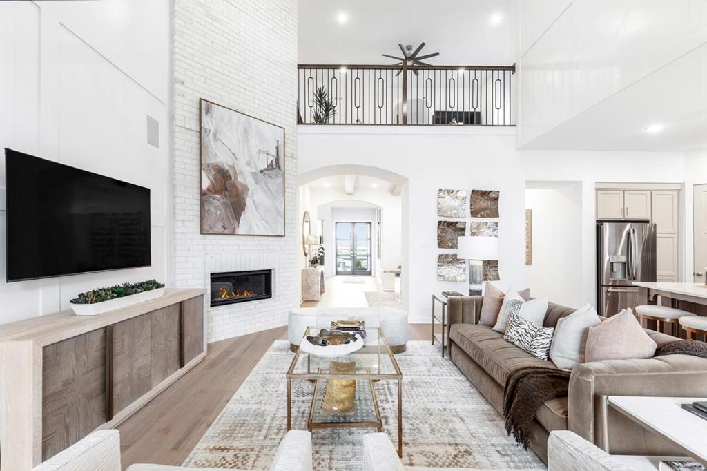 Mustang Lakes - Residential