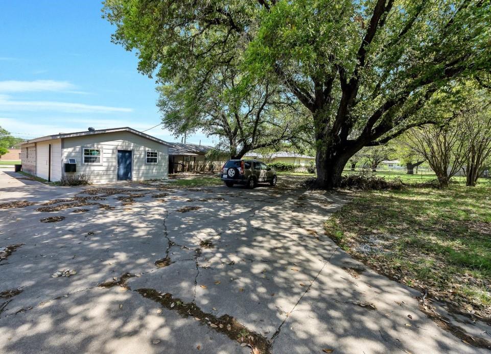 Richland Hills - Commercial Sale