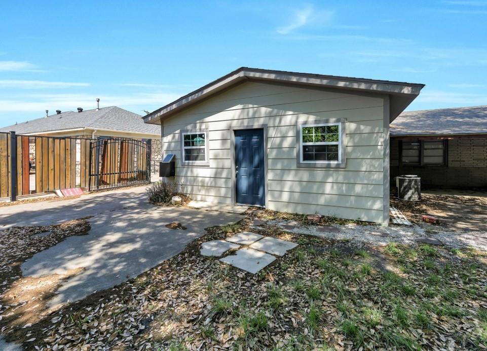 Richland Hills - Commercial Sale