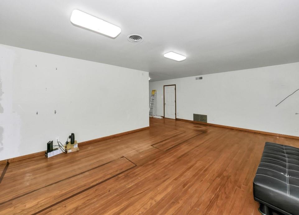 Richland Hills - Commercial Sale