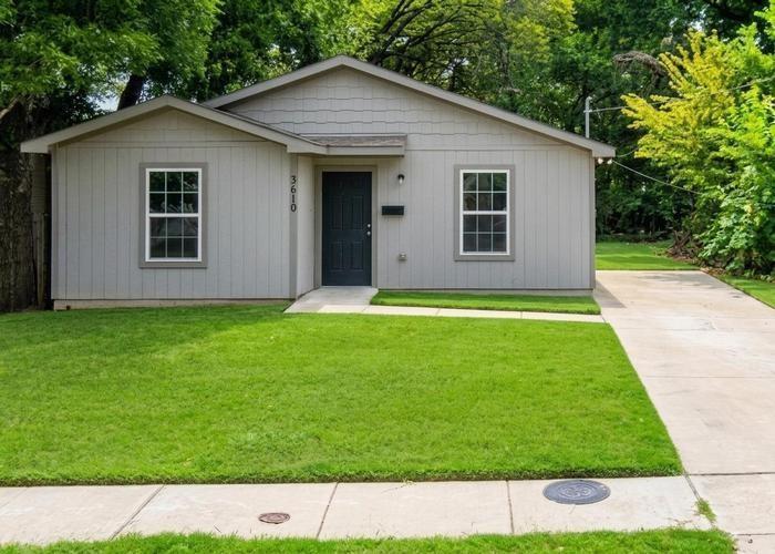 Attention investors, flippers, and builders!
The home is currently in distressed condition and has sustained fire damage, making it an ideal
candidate for a full renovation, rebuild, or redevelopment project. Cash buyers and experienced
investors will appreciate the potential to transform this property and capitalize on the strong demand for
affordable housing and investment properties in the Dallas market.
Situated on a sizable lot with convenient access to major highways, downtown Dallas, employment
centers, schools, and local amenities, this property offers excellent upside potential for those seeking
their next project. Bring your vision and contractor. Opportunities like this don't come around often for
investors looking to add value and maximize returns. Property needs repairs