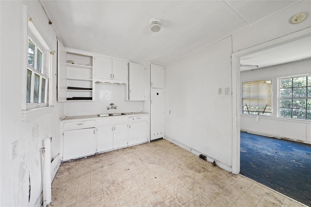 Bell J D - Residential