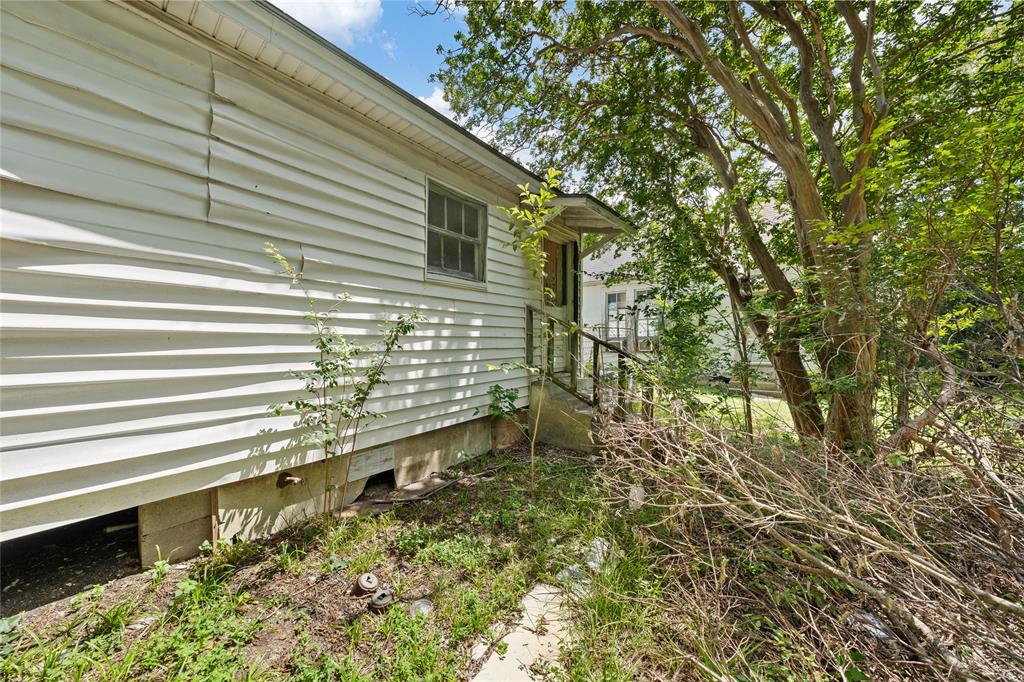 Bell J D - Residential
