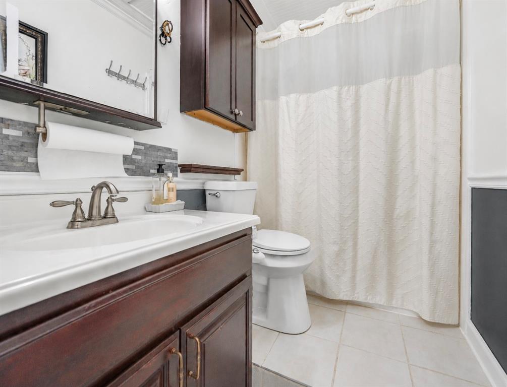 Lake Country Estates Add - Residential