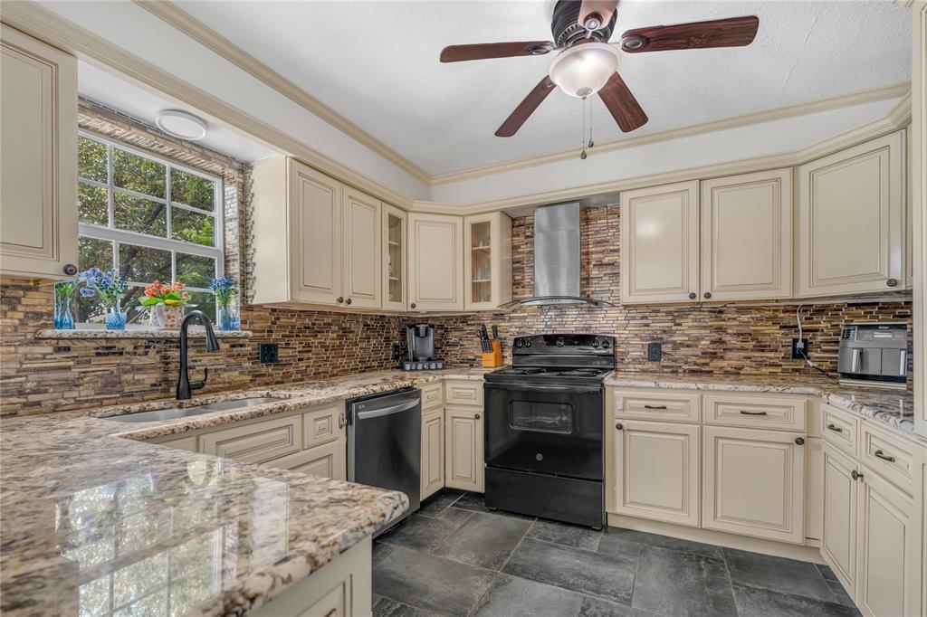 Lake Country Estates Add - Residential