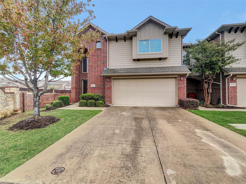 This beautiful home is perfect for those looking for a natural color palette, flexible living space, and plenty of storage options. The kitchen features a nice backsplash, while the master bedroom includes a walk in closet. The primary bathroom is a great place to relax, with a separate tub and shower, double sinks, and plenty of under sink storage. Other rooms provide flexible living space for any need. This home is perfect for those looking for a comfortable, functional space. Don't miss out on this great opportunity! This home has been virtually staged to illustrate its potential.