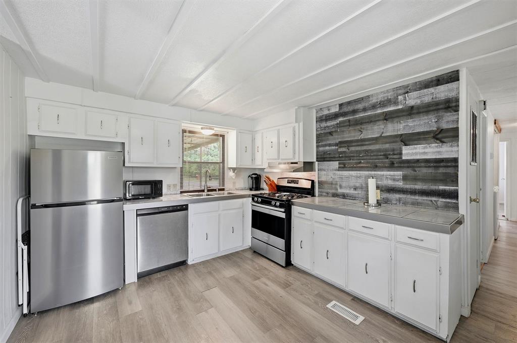 Sherwood Shores - Residential