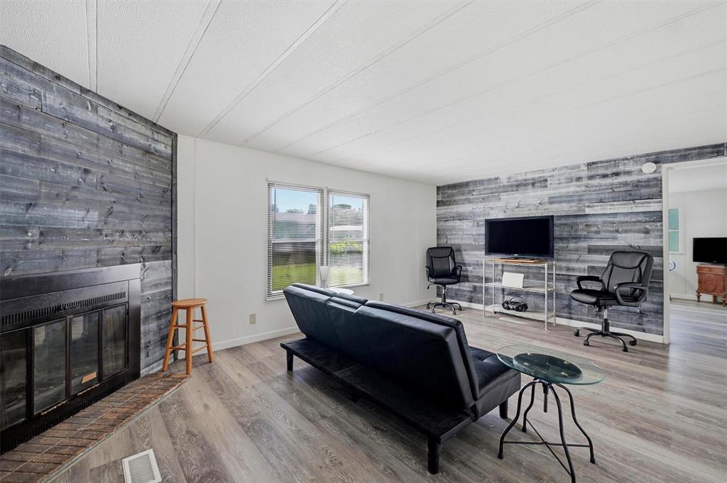 Sherwood Shores - Residential