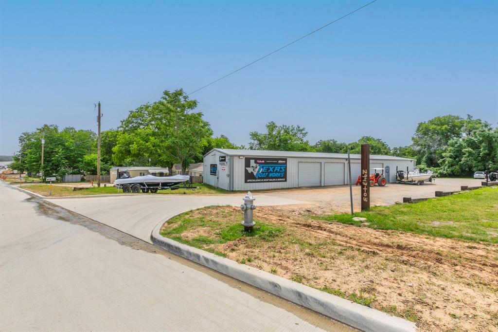 j Wilcox Surv Abs - Commercial Sale