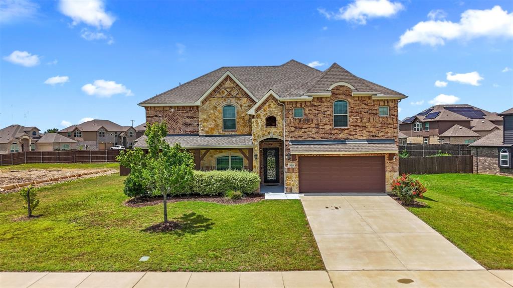 Welcome to 1515 Spring Hill Drive, a stunning 4,300+ square foot home in the highly desirable Bear Creek Ranch master-planned community of Cedar Hill, Texas. This beautifully designed two-story residence offers the perfect blend of elegance and everyday functionality on an oversized lot with exceptional curb appeal.
Step inside through the impressive entry to a soaring two-story grand living area featuring a dramatic curved staircase, high ceilings, and abundant natural light. The open-concept floor plan flows seamlessly into the formal dining room, spacious family living areas, and a chef-ready kitchen with granite countertops, stainless steel appliances, dark wood cabinetry, and a large island which is ideal for both casual meals as well as entertaining.
The luxurious master bedroom is located on the main floor and comes complete with ensuite bath featuring a spa-like bath with separate garden tub, walk-in shower, and generous closet space. Secondary bedrooms have enough flexibility for family, guests, home office, or activity rooms. The dedicated media room is ready to go with projector, recessed speakers, and wet bar. Perfect for movie nights, video games, or binging the latest series. The expansive game room offers even more recreational space and versatility for your expanding and changing needs.
Bear Creek Ranch delivers resort-style living with scenic greenbelts, walking trails, oversized lots, community amenities, and quick access to Joe Pool Lake for boating and parks. This is an excellent location with easy highway access for commutes to Dallas and beyond.
This move-in-ready home is built for the long haul with more bedrooms, more gathering spaces, and room to grow with life’s changes. Don’t miss this rare opportunity in one of Cedar Hill’s premier communities.
Schedule your private tour today!