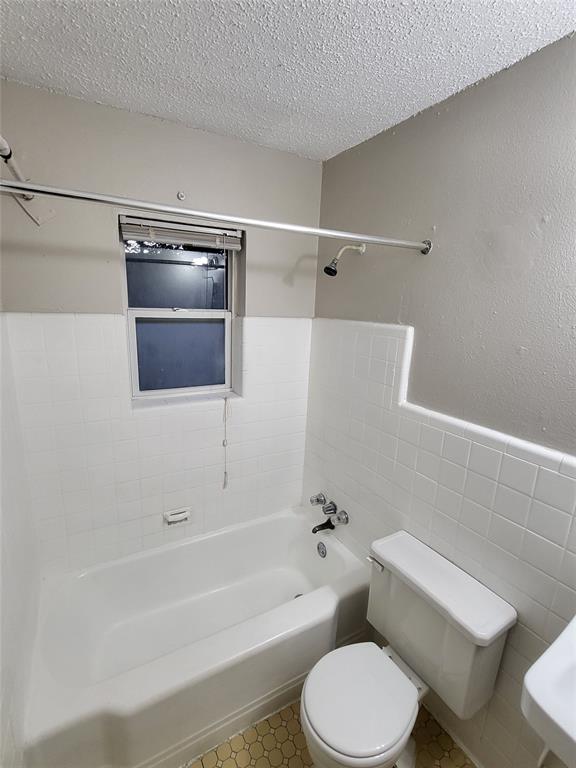 Chamberlain Arlington Heights 1st - Residential Lease