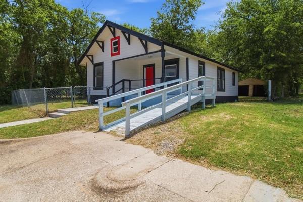 Smith M E - Residential