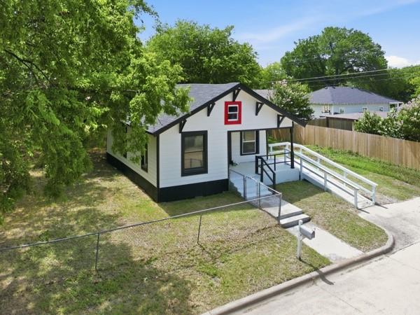 Smith M E - Residential
