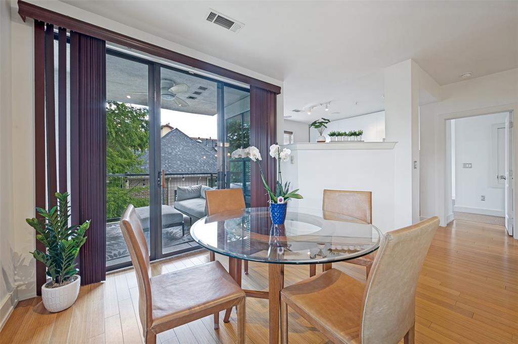 Sullivan On Gilbert Condos - Residential