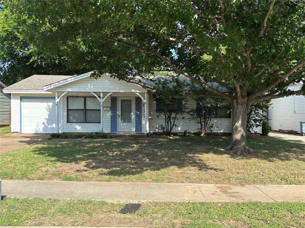 Step into an endless time capsule ready for your modern vision. This well-loved home offers incredible potential with solid essentials already in place, including a new roof, 2020 AC system, and 2016 water heater. Vintage character runs throughout, giving you the perfect foundation to renovate, refresh, or reimagine. A rare opportunity located just minutes from DFW Airport, major highways, local parks, and highly rated HEB ISD schools, this home delivers exceptional access to everything the Metroplex has to offer. Whether you're a first-time buyer or looking to downsize without sacrificing location, this property is a must-see.