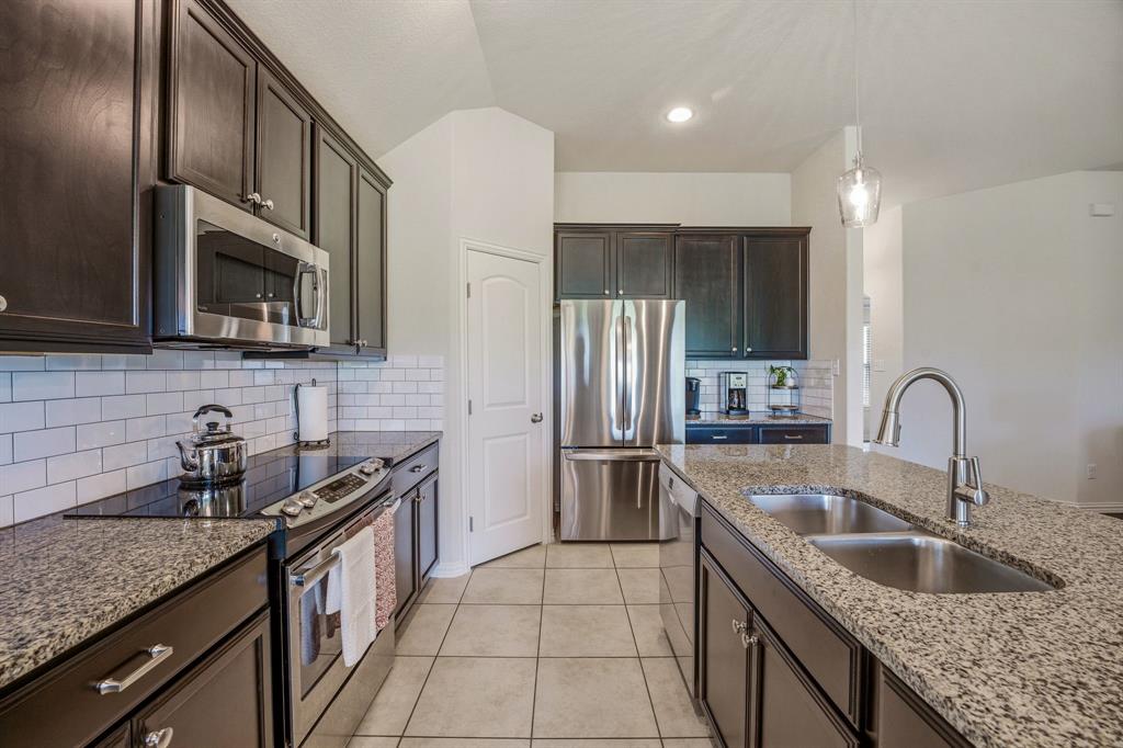 Mountain Vly Lake #a, C Ph 3, 4 - Residential