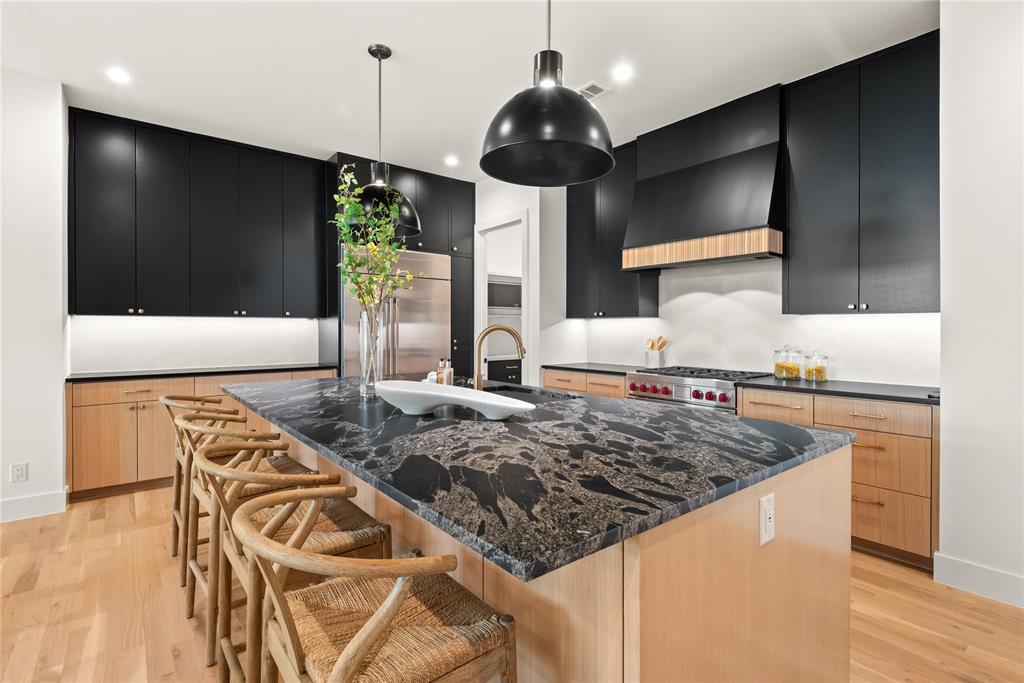 GASTONWOOD - Residential