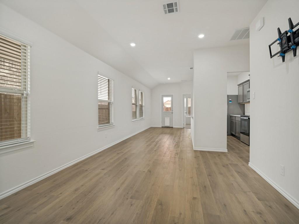 Magnolia - Residential