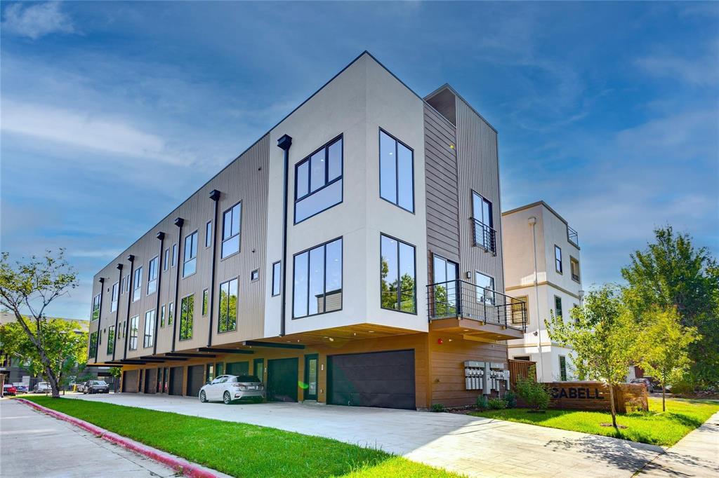 DEERE PARK - Residential