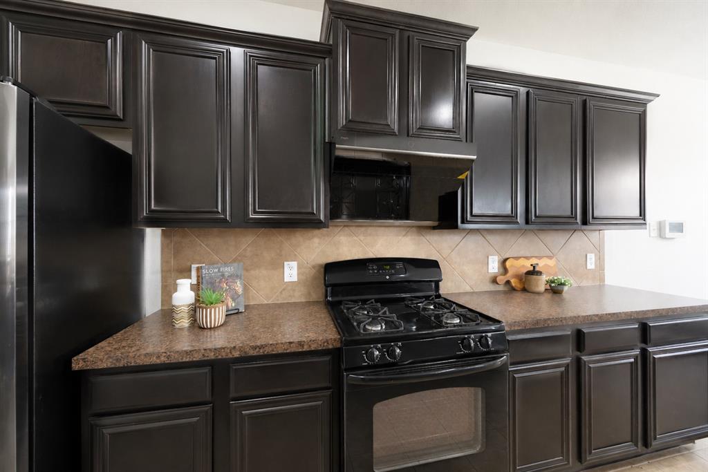 Summit View Lake Ph Three - Residential