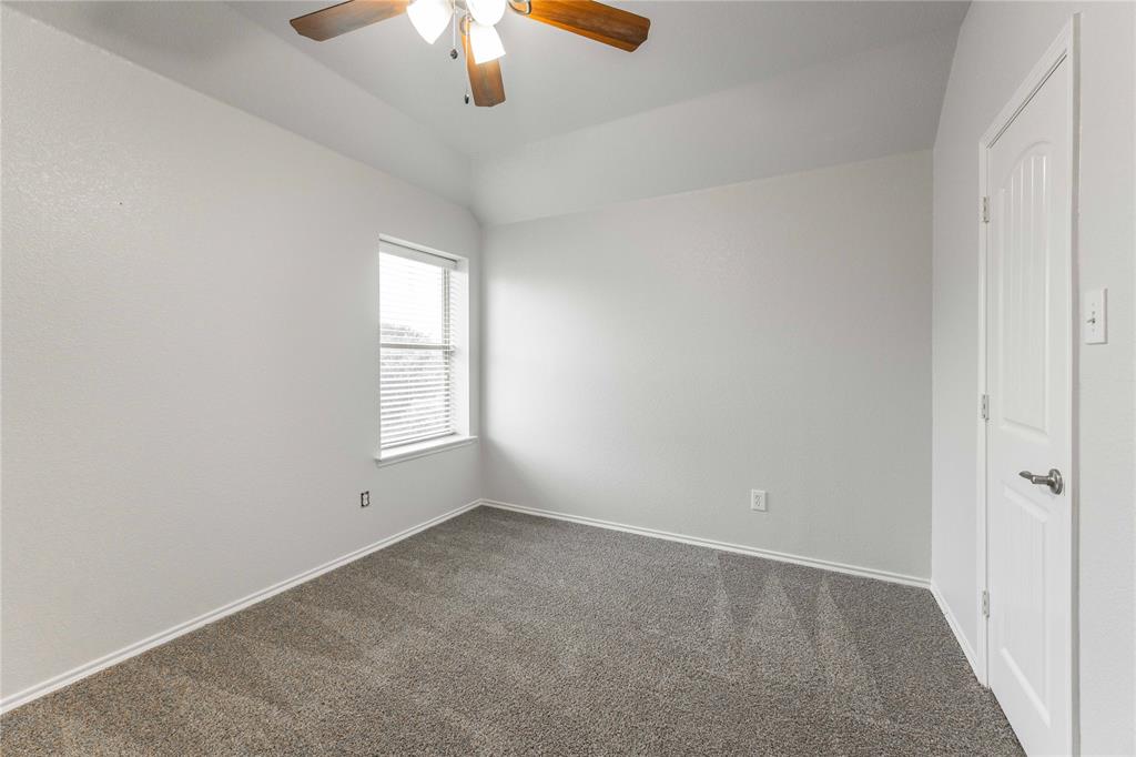 Summit View Lake Ph Three - Residential
