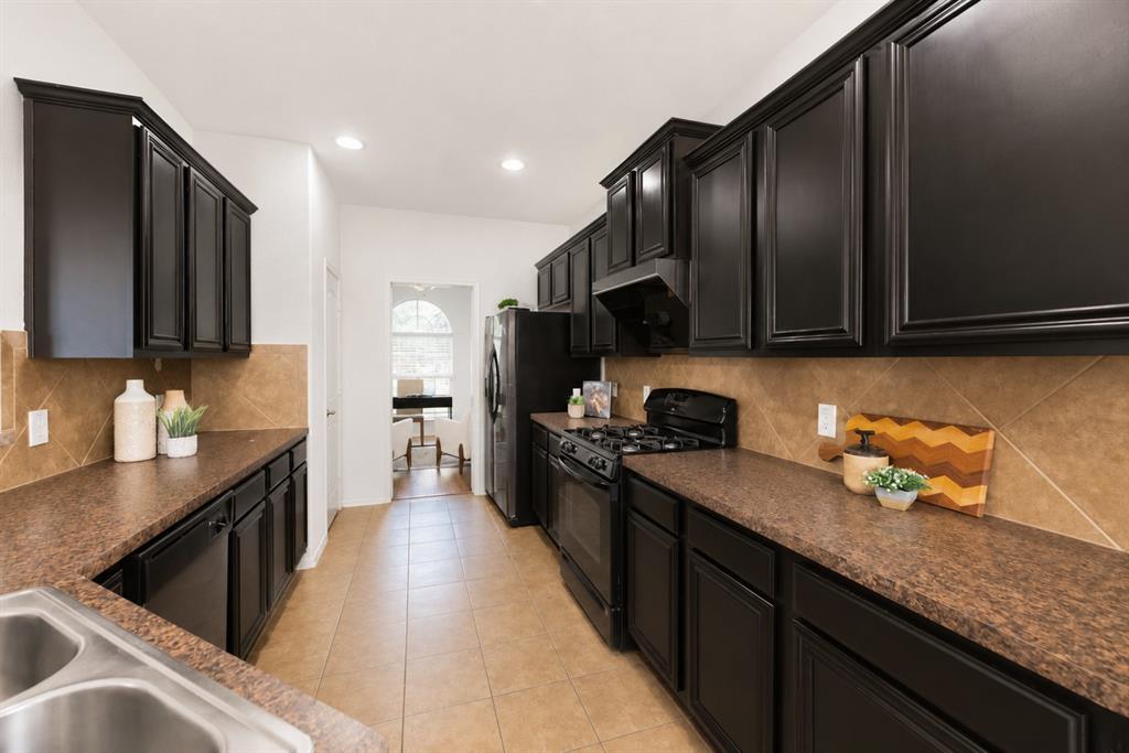 Summit View Lake Ph Three - Residential
