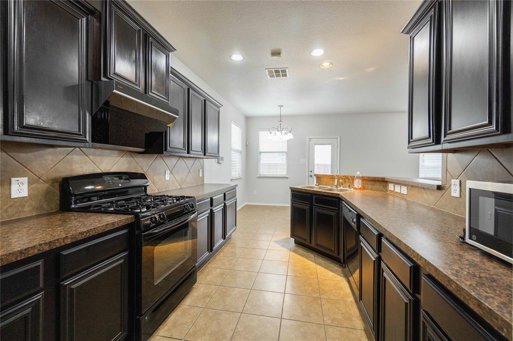 Summit View Lake Ph Three - Residential