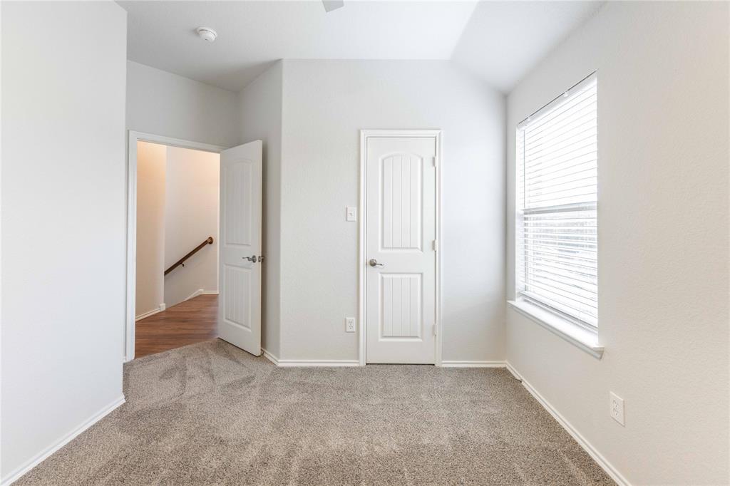 Summit View Lake Ph Three - Residential