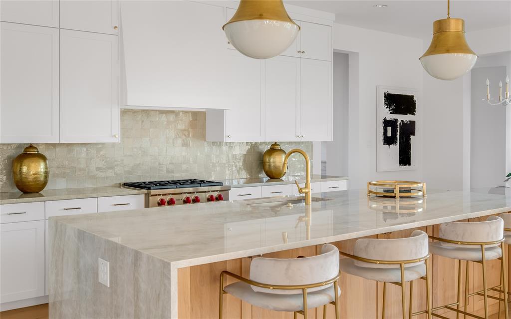 Montrachet - Residential