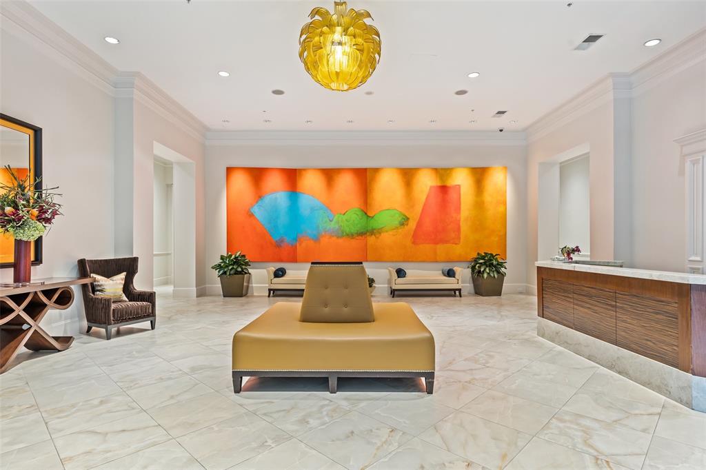 Plaza At Turtle Creek Residence Ph - Residential