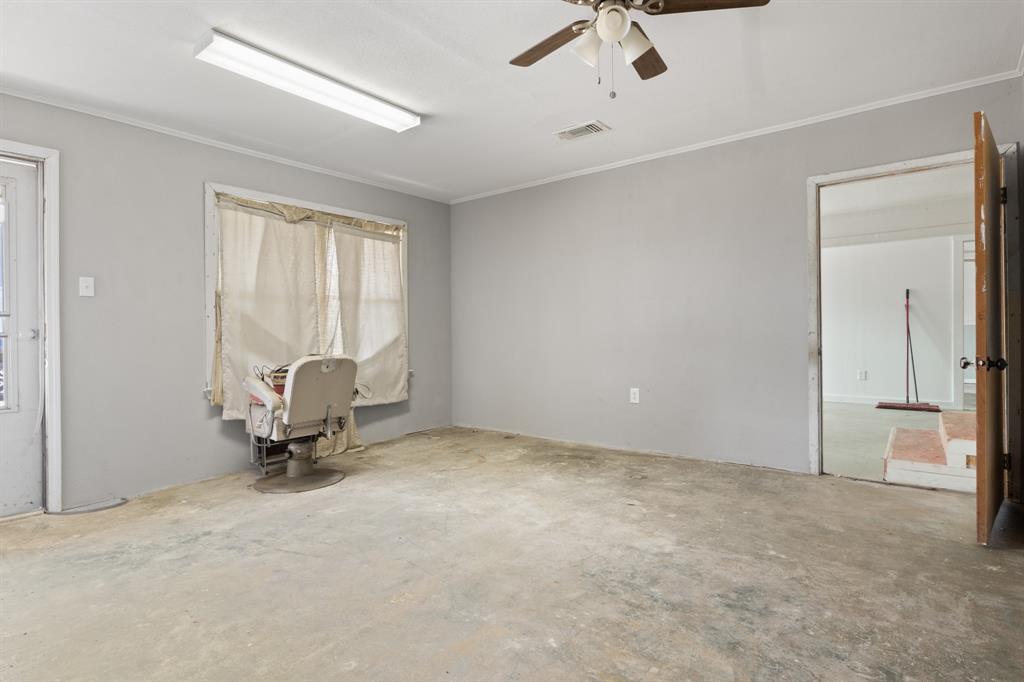 Everman City Of - Commercial Sale