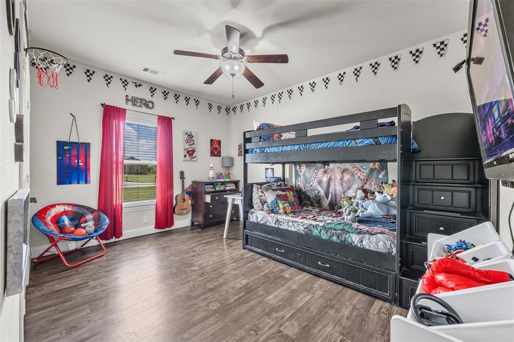 Longspur Estates - Residential