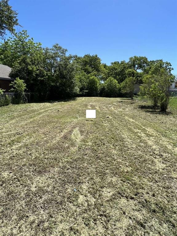 Camps 02 Ave - Land