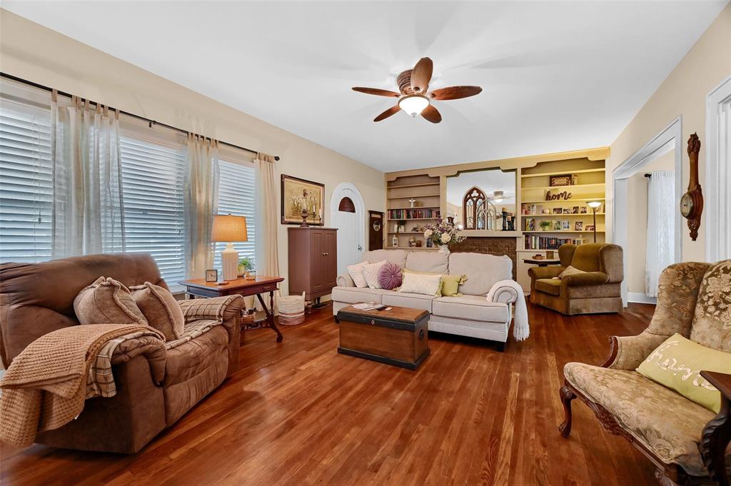 Shannon T J Town - Residential
