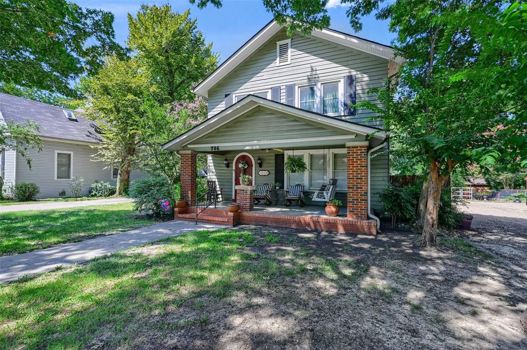 Shannon T J Town - Residential