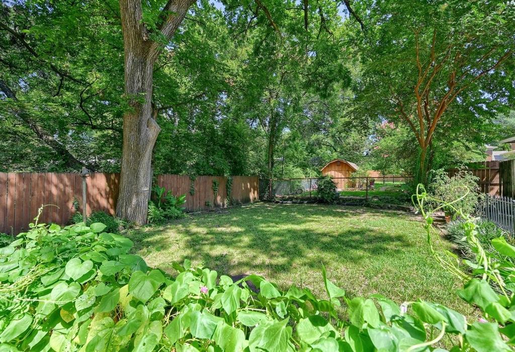 Shannon T J Town - Residential
