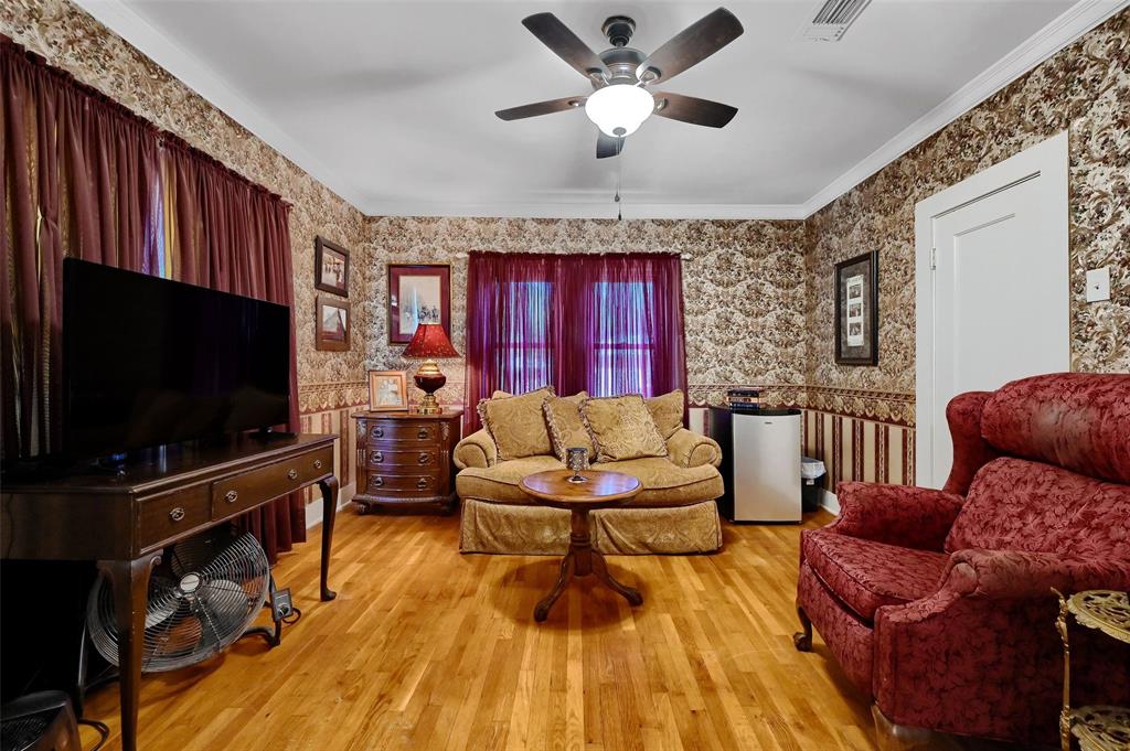 Shannon T J Town - Residential