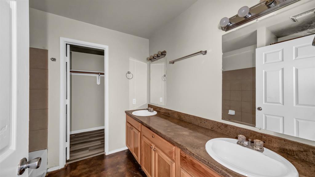 Lindas Creek Add - Residential Income