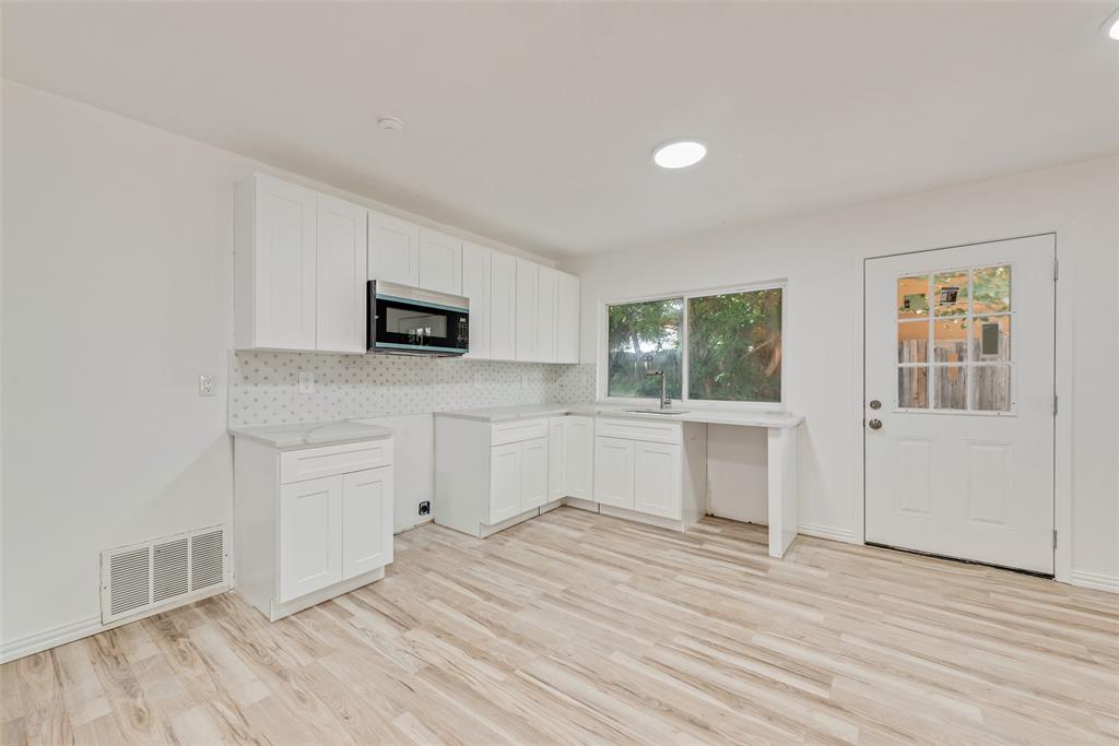 Woodlake 3 - Residential