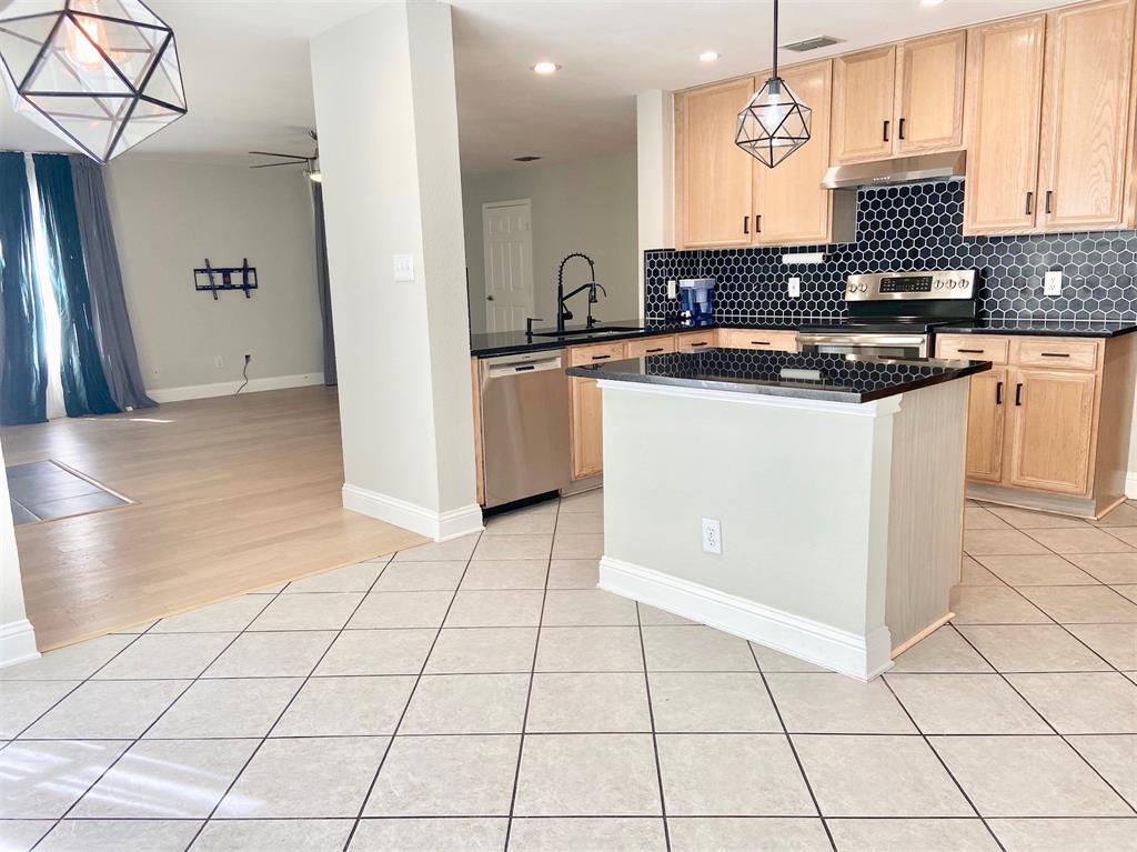 Fairview West Ph 6 - Residential Lease