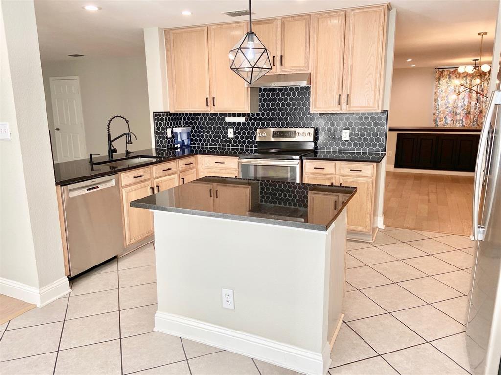 Fairview West Ph 6 - Residential Lease