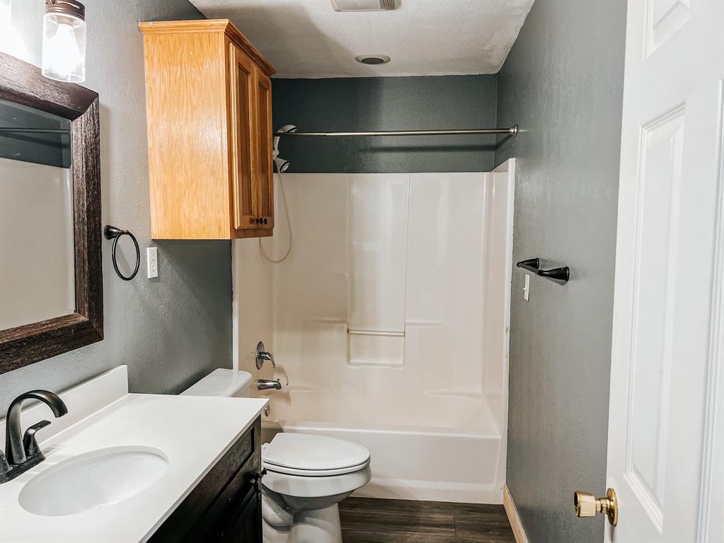 A B Foster 1st Add - Clyde - Residential Lease